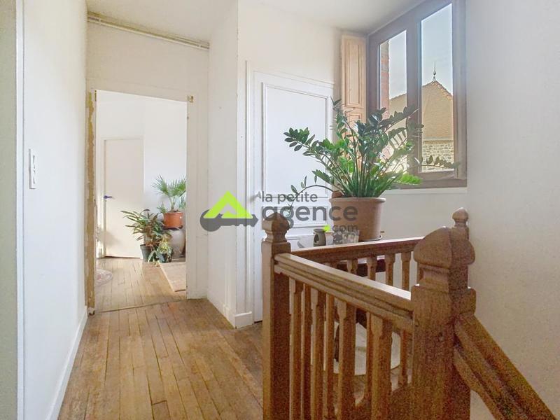 Maison de maîtres - 266 m² - 9 pièces