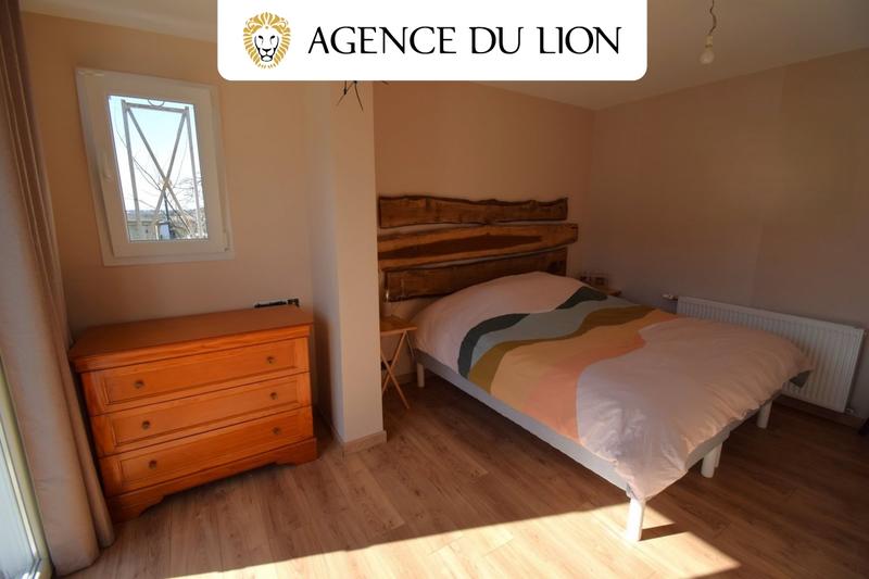 Maison - 162 m² - 7 pièces