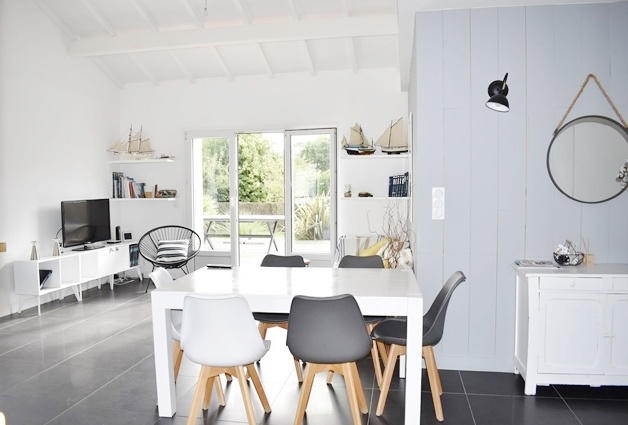 Maison - 93 m² - 4 pièces