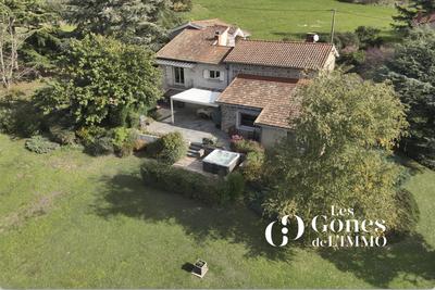 Maison - 220 m² - 7 pièces