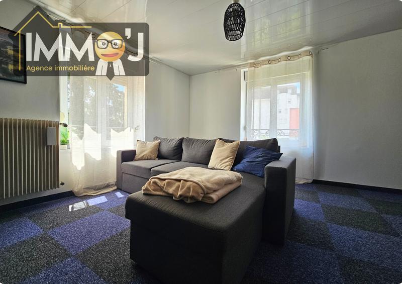 Maison - 264 m² - 7 pièces