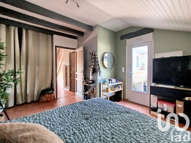 Maison - 223 m² - 8 pièces