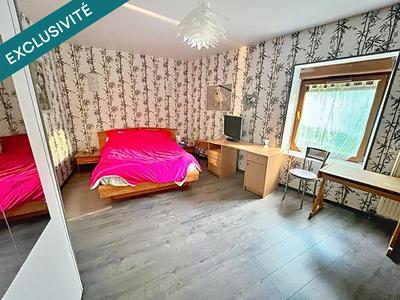 Maison - 137 m² - 5 pièces