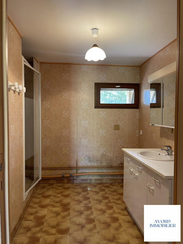 Maison - 94 m² - 3 pièces