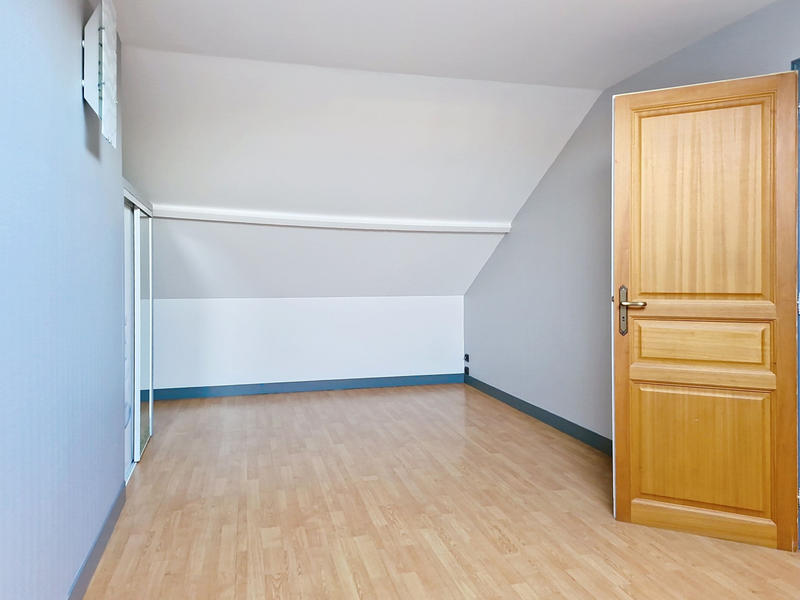 Maison - 136 m² - 7 pièces