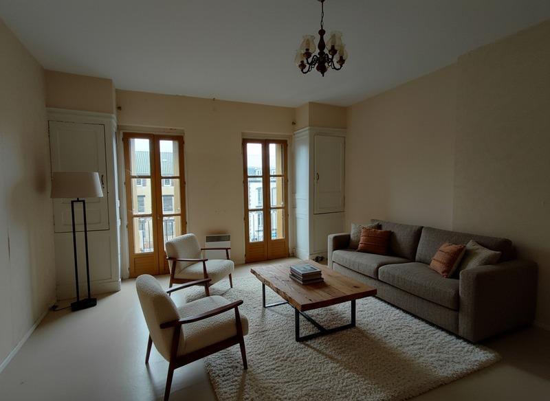 Maison - 386 m² - 5 pièces