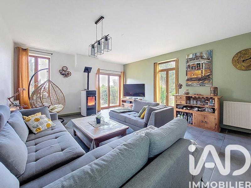 Maison - 219 m² - 8 pièces