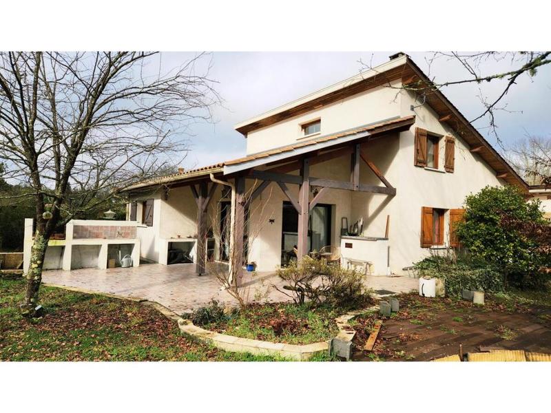 Maison - 154 m² - 6 pièces