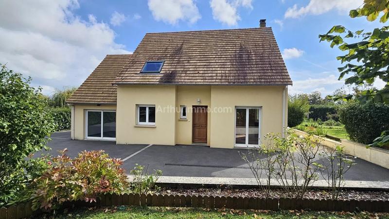 Maison - 147 m² - 8 pièces