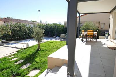 Villa - 100 m² - 4 pièces