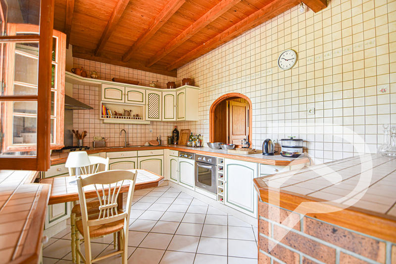 Maison - 110 m² - 5 pièces