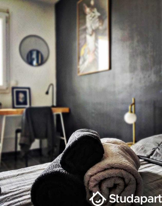 Chambre - 9 m² - 1 pièce