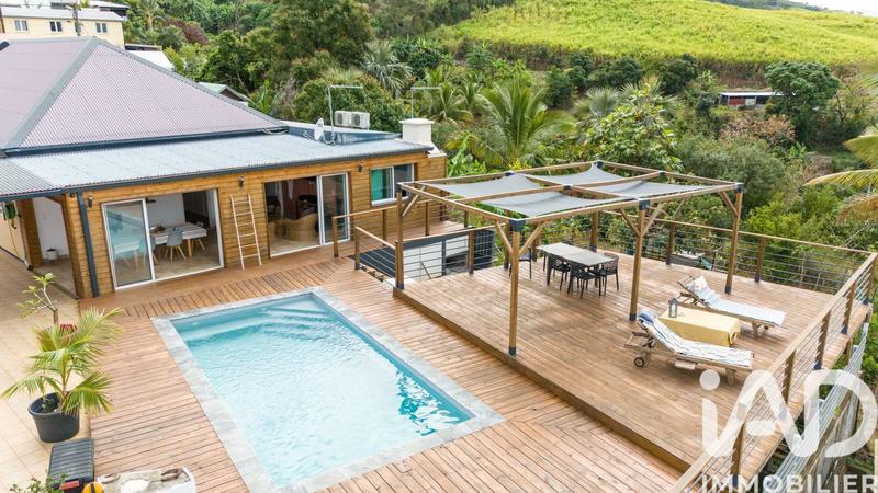 Maison - 190 m² - 6 pièces