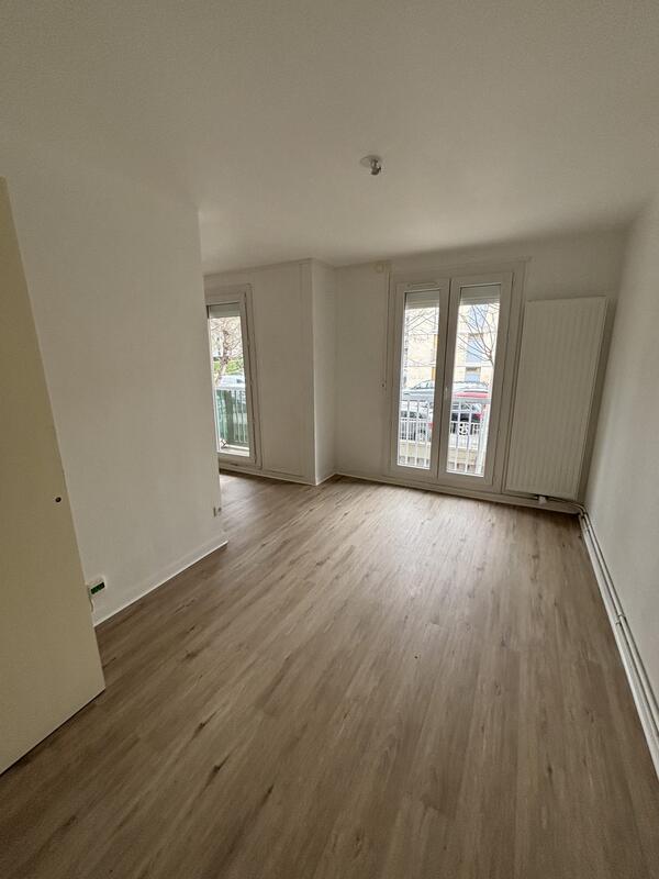 Appartement - 75 m² - 3 pièces