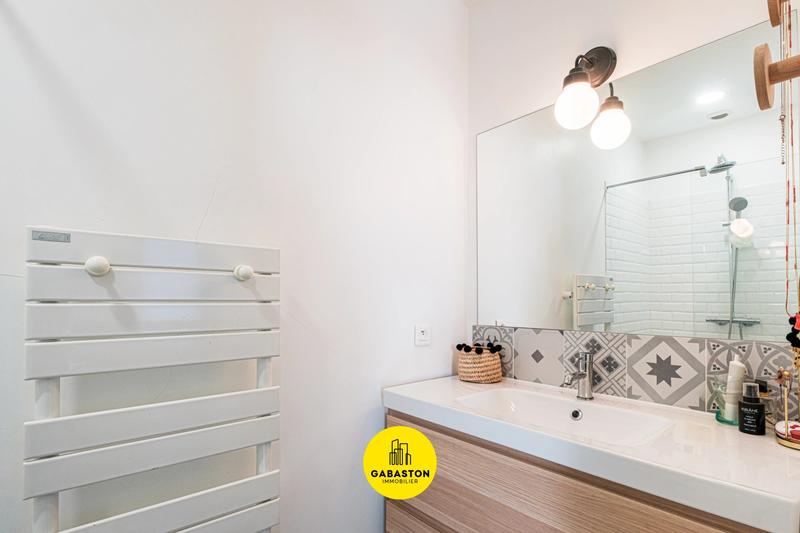 Maison - 193 m² - 7 pièces