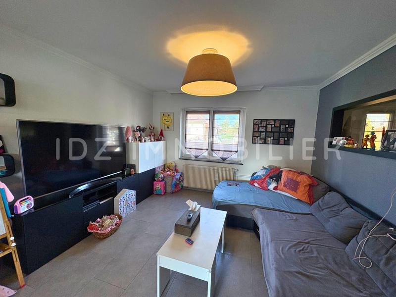 Maison - 95 m² - 5 pièces