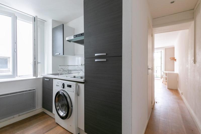 Studio - 25 m² - 1 pièce