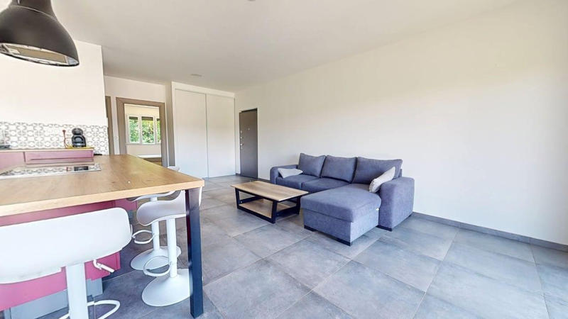 Appartement - 75 m² - 3 pièces