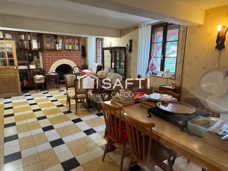 Maison - 233 m² - 5 pièces