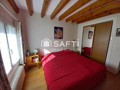 Maison - 145 m² - 9 pièces