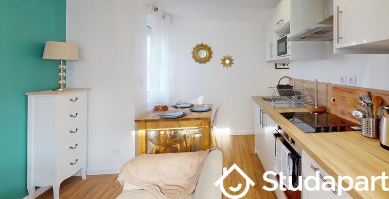 Chambre - 13 m² - 1 pièce