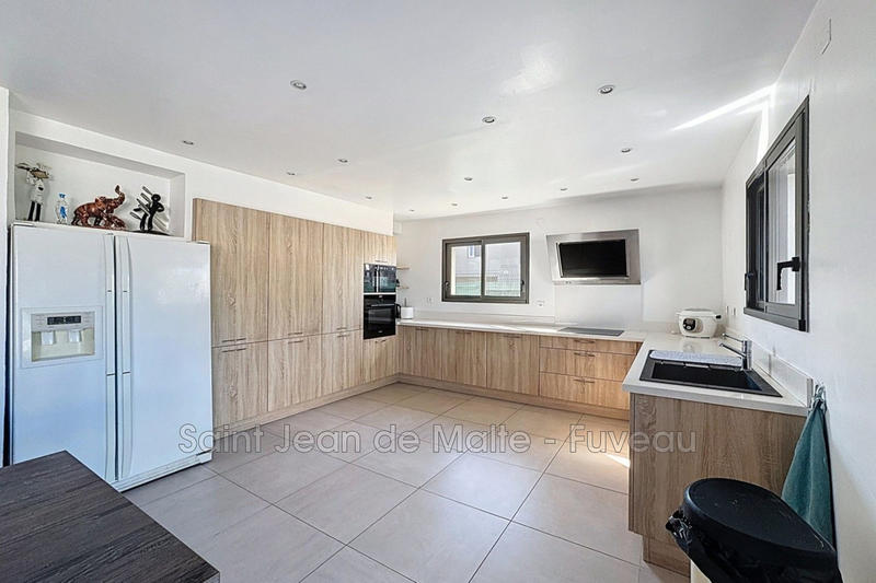 Maison - 119 m² - 5 pièces