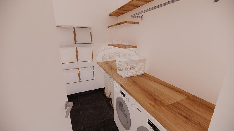 Appartement - 100 m² - 5 pièces