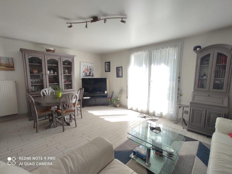 Maison traditionnelle - 80 m² - 4 pièces