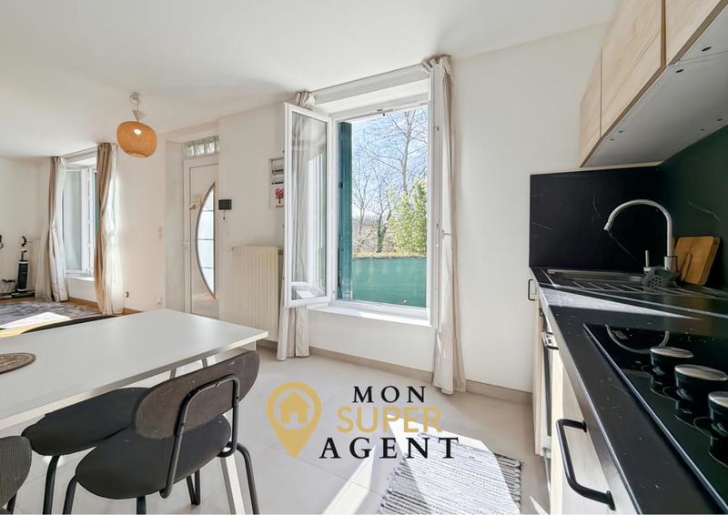 Maison - 85 m² - 4 pièces
