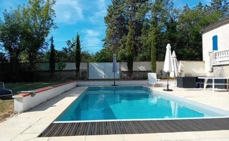 Propriété - 184 m² - 8 pièces