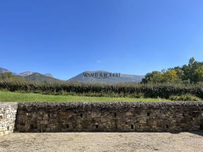 Maison ancienne - 473 m² - 9 pièces