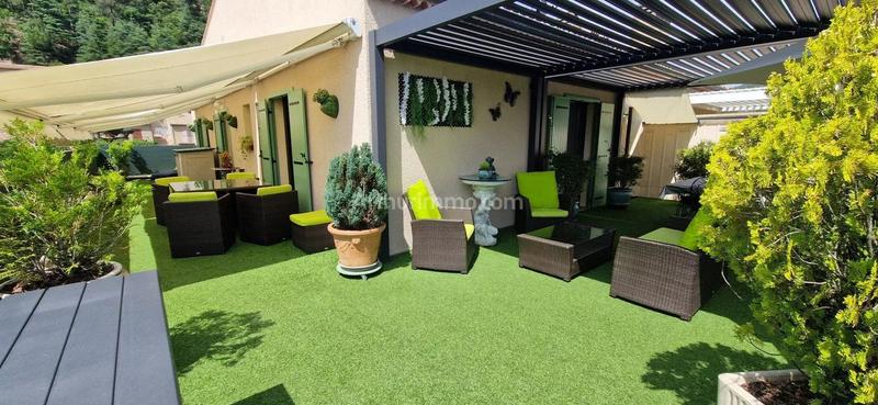 Appartement - 110 m² - 4 pièces