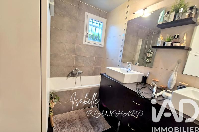 Maison - 134 m² - 7 pièces