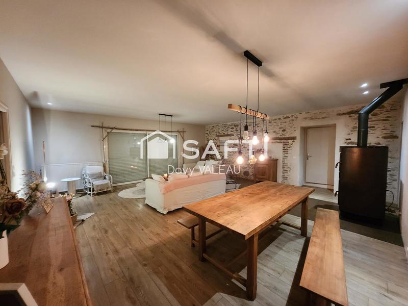 Maison - 217 m² - 6 pièces