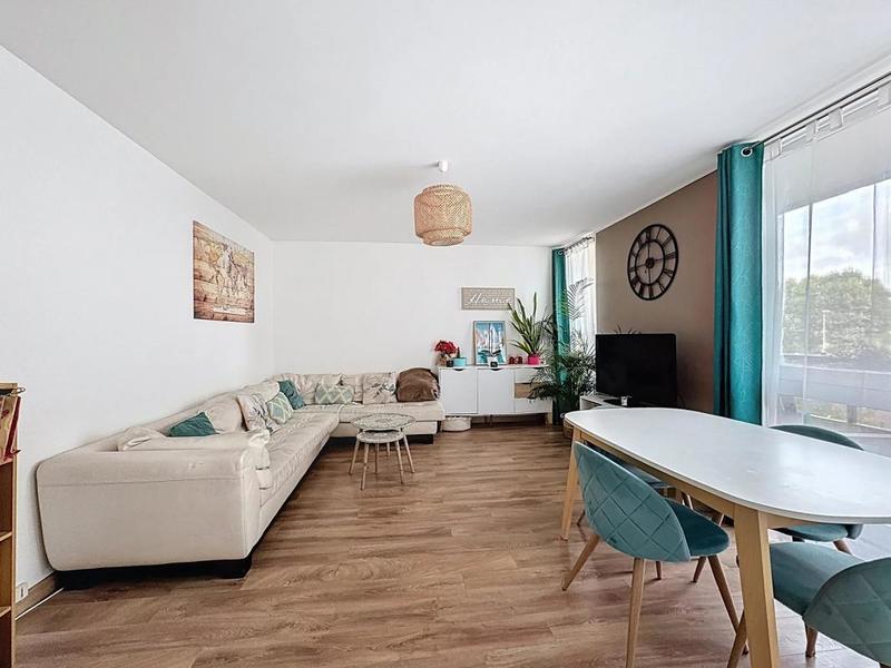 Appartement - 65 m² - 3 pièces