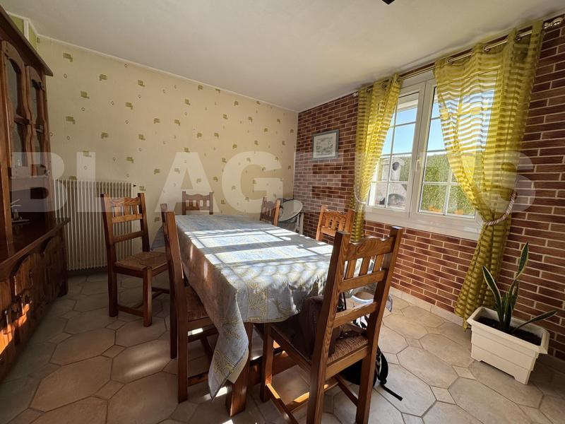 Maison traditionnelle - 110 m² - 6 pièces