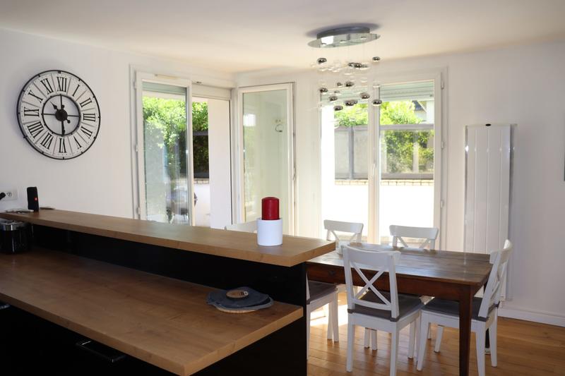 Maison contemporaine - 224 m² - 6 pièces