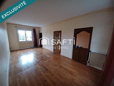 Maison - 90 m² - 5 pièces