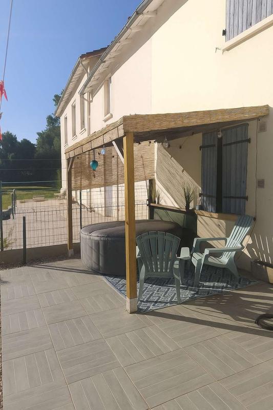 Maison - 200 m² - 7 pièces