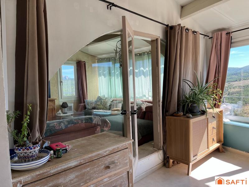 Maison - 180 m² - 6 pièces