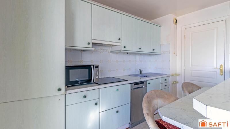 Appartement - 75 m² - 3 pièces