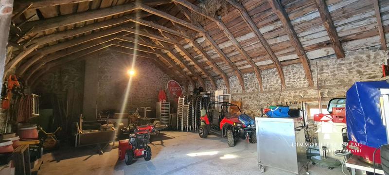 Local commercial - 451 m² - 2 pièces