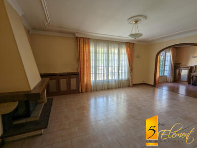 Maison - 179 m² - 6 pièces