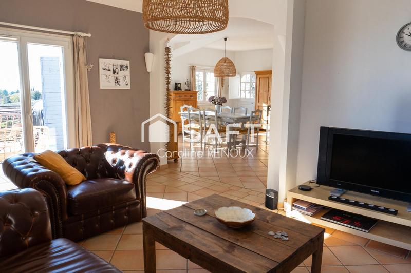 Maison - 150 m² - 8 pièces