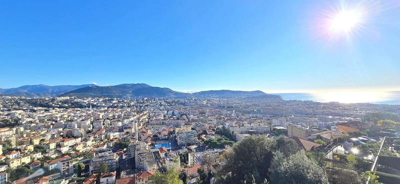 Appartement - 84 m² - 3 pièces