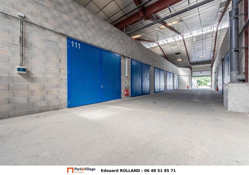 Entrepôt - 90 m²