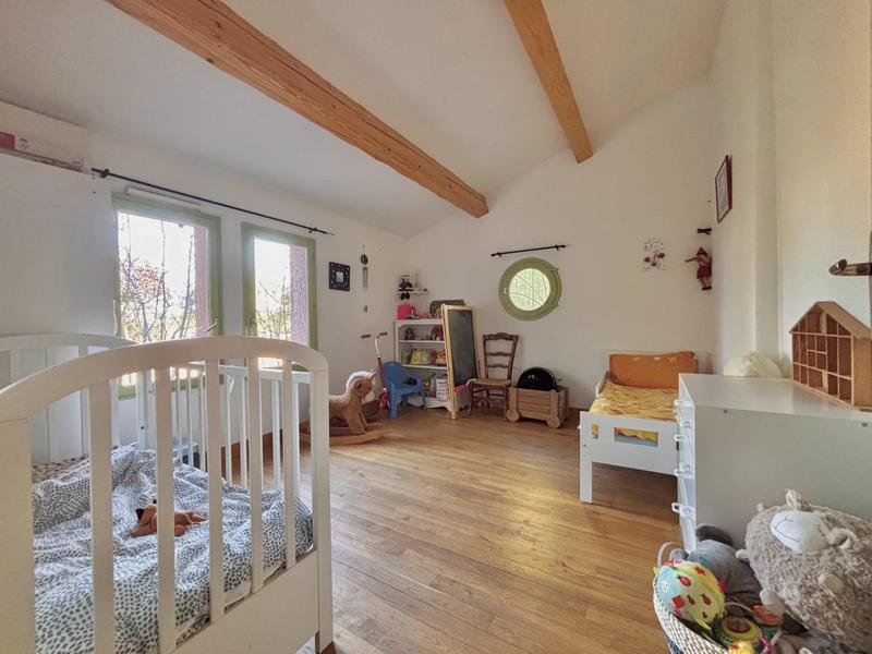 Maison - 190 m² - 6 pièces