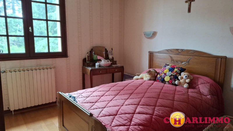 Maison traditionnelle - 130 m² - 6 pièces