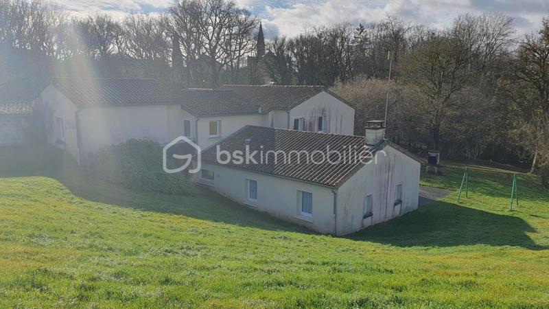 Maison chambre d'hôtes - 400 m² - 9 pièces