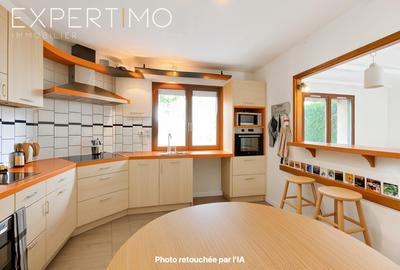 Maison - 121 m² - 6 pièces